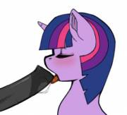 Twilight loves sucking horsecock(artist darkponysoul)