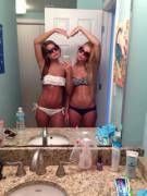 Twins ready for the beach