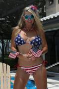 Vicky Vette celebrates fourth of July with her Friend