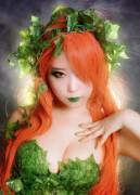 Poison Ivy (from /r/cosplaygirls)