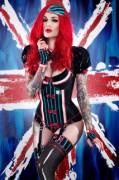 Rule Britannia! (from /r/girlswithneonhair)