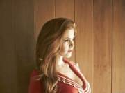 Another stunning Aussie redhead [Isla Fisher]