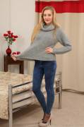 Beth Lily in grey sweater and tight jeans