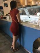 Dat Ass in the Ice Cream Shop (x-post /r/randomsexiness)