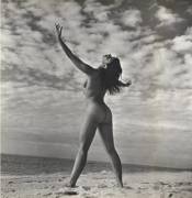 André de Dienes. Nude portrait 1960.