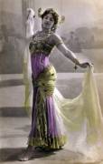 Mata Hari (11 images) [1900s]