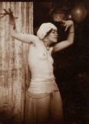 Leo Putz. Mara Aranaz posiert als Akt für den Zyklus Aus dem Serail (1922).