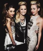 Ariana Grande, Demi Lovato, Miley Cyrus FMK
