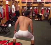 NC State baseball player twerks in the locker room!