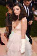 Lorde's areola sneaking out