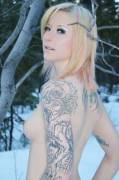 Beautiful pale gw snowgirl: rabbitdeathstar