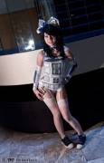 R2-D2 Girl