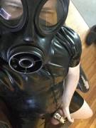 A selfie, with a CB-6000, a rubber surfsuit, rubber tabi, and (unseen) a square pig supersoft kidney plug