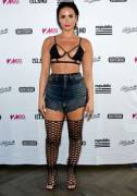 Demi Lovato dressed like a filthy street hooker