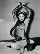 Zowie Zorita – Burlesque Snake Charmer Exotic Dancer