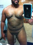 How about some love for a mature black daddy? That girth, mmm