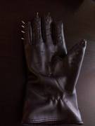 DIY Vampire Glove (ů)