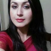 Stunning Babe in Red Saree Selfie