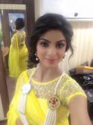 Hottest Saree Selfie