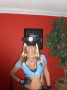 Mom was a cop for holloween this year