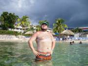 You guys/gals are gonna get sick of me, but I went from 1 karma to 100, and that feels kinda nice. Here's me in Jamaica last spring.