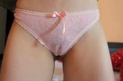 Selling peach pretty panties, to be worn for 2 or 3 days, info in comments!
