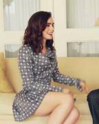 Lily Collins's thigh makes me so hard!