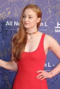 Sophie Turner will get my cum today. Anyone into her?