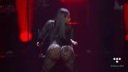 Nicki Minaj twerking her sexy ass