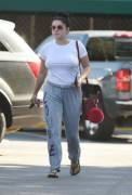 Ariel Winter goes out braless. You need to get fucked hard Ariel! [MIC]