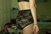 Black lacy high waisted panties with matching bra!