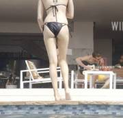 Willa Holland bikini from Blood in the Water