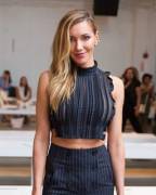 [Arrow] Katie Cassidy - 'Marissa Webb - Front Row - New York Fashion Week' -