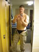 Another sexy army mirror shot