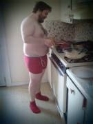You know what, fuck it, I don't have to be goofy to be sexy. Here's me being chubby and making pancakes. Consider yourselves ladyboned.