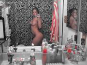 Sexy Nude Mirror Selfie with a Handbra