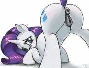 Larger than I thought it'd be [Rarity][solo] (artist: daruqe)