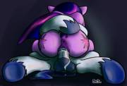 The velvety folds of Twilight's twitching walls gripped Shining Armor in a tight embrace. [M/F][incest] (artist: ponypron)