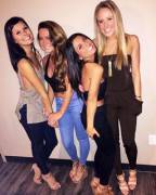 4 college girls
