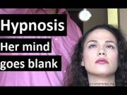 Hypnotized girl's mind is totally blank