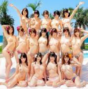 16 Japanese girls
