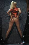 Lady Gaga spreading her cheeks for her audience