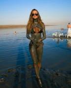 Josefine Forsberg covered in mud