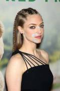 Amanda Seyfried Red Carpet Makeup (OC)