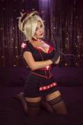 Jessica Nigri as Nurse Mercy Cosplay