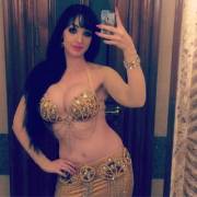 Curvy Belly Dancer Shahrzad