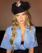 Slutty cop