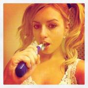 Lexi Belle - Tingly