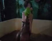 STPeach mud bath