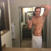 Instagram Hunk - Eric Weiss Shirtless Selfie